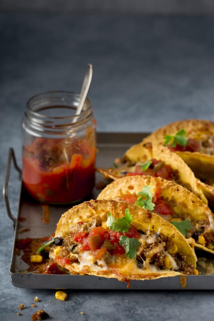 Gratinerte tacoskjell med quinoafyll – 8. gratinerte tacoskjell